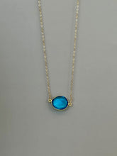 Cargar imagen en el visor de la galería, Blue Topaz Necklace in Gold
