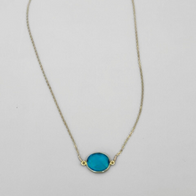 Cargar imagen en el visor de la galería, Blue Topaz Necklace in Gold
