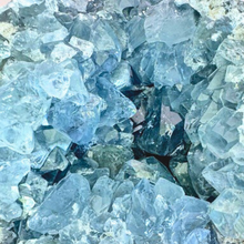 Cargar imagen en el visor de la galería, Celestial Harmony - Celestite Geode
